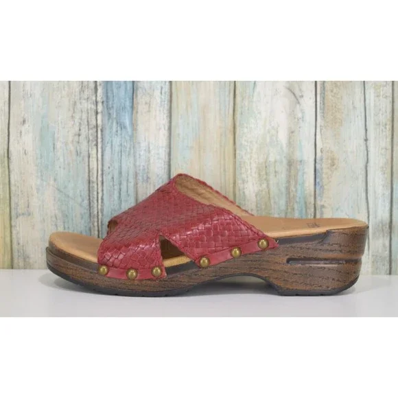 Dansko Mila Clogs Size 8.5-9 (39) Red Woven Studded Sandals - Picture 3 of 11